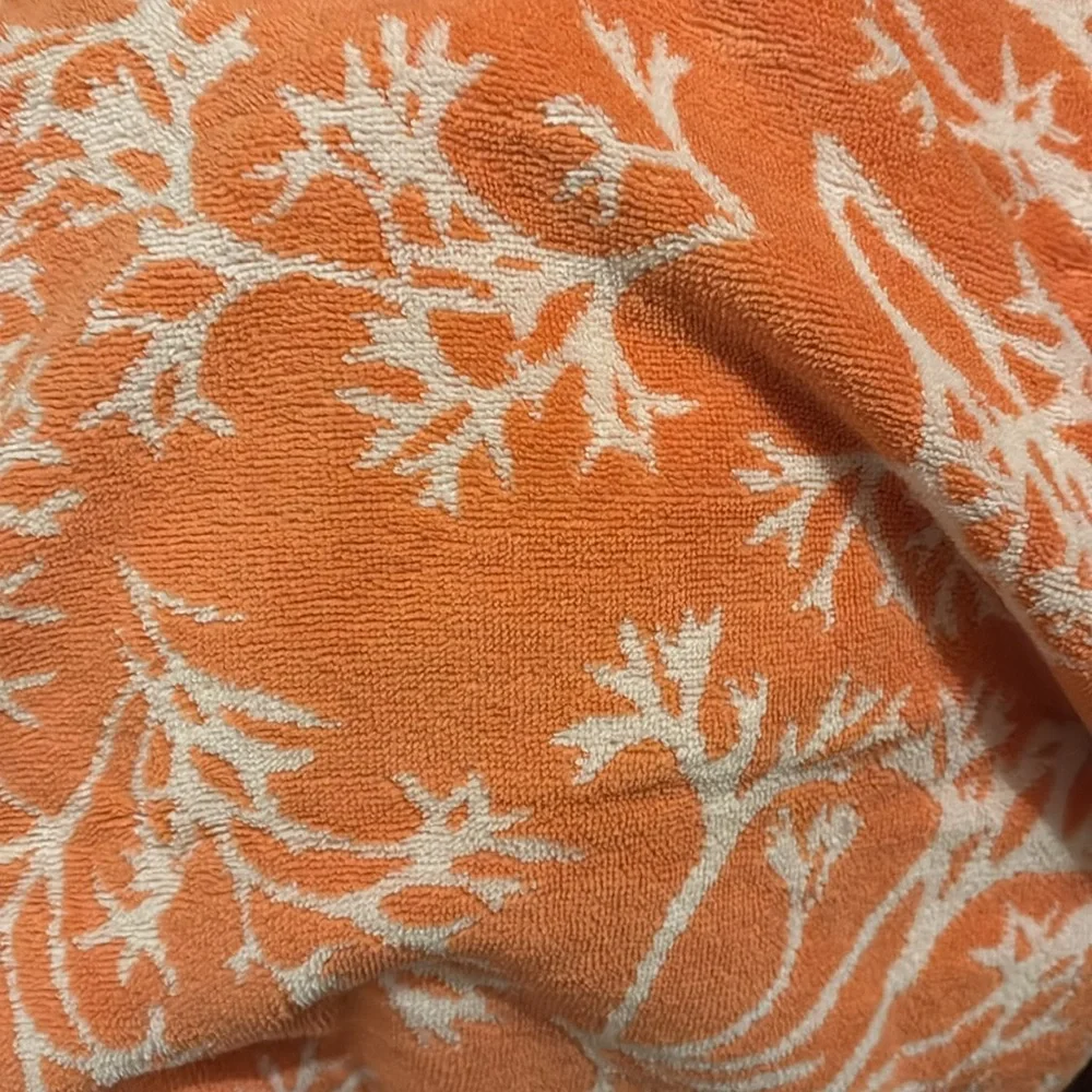 Pottery Barn Cotton Hand Towels (3) MUST SEE!    RARE Coral branches